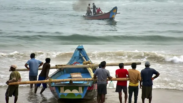 बंगाल की खाड़ी में उठे चक्रवात का झारखंड में दिखेगा असर, तेज हवाओं के साथ भारी बारिश का अलर्ट
